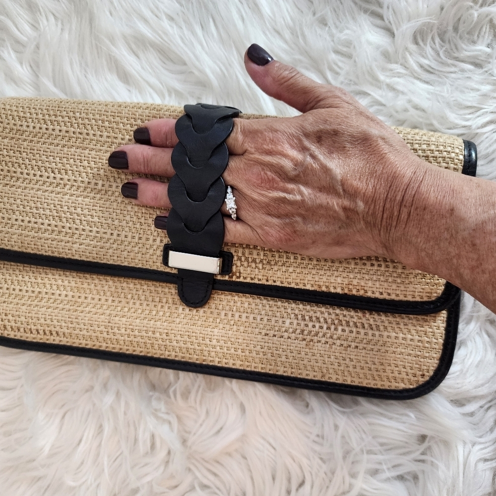Cole Haan Bedford Izzie Clutch Natyre Woven Straw Like New - Picture 5 of 16